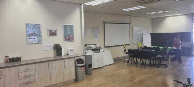 To Let commercial Property for Rent in Observatory Western Cape